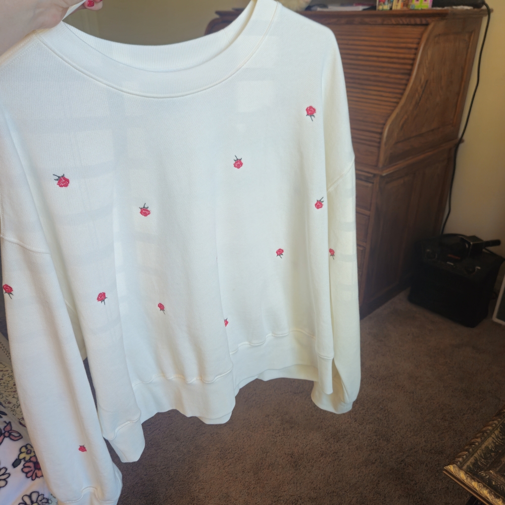 Old Navy Cream Rose Sweatshirt